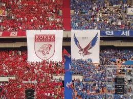 莱奥头发被拽找阿切尔比理论，后者：敢再指我就掰断你手指头